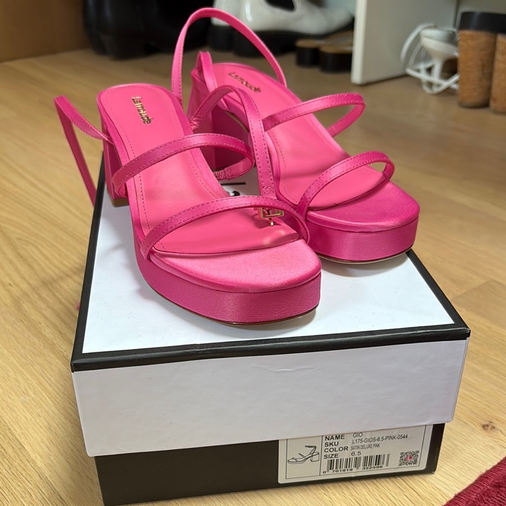 Larroude new pink heels